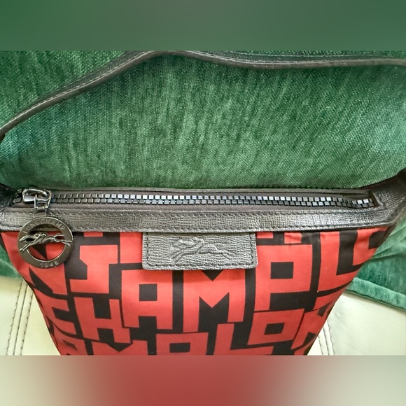 Longchamp Graphic Shoulder Bag - Picture 8 of 14